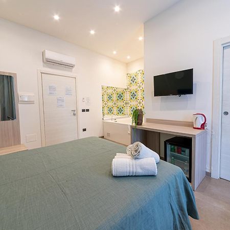 Residenza San Lorenzo ナポリ エクステリア 写真