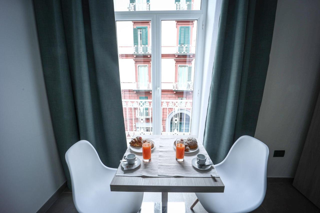 Residenza San Lorenzo ナポリ エクステリア 写真