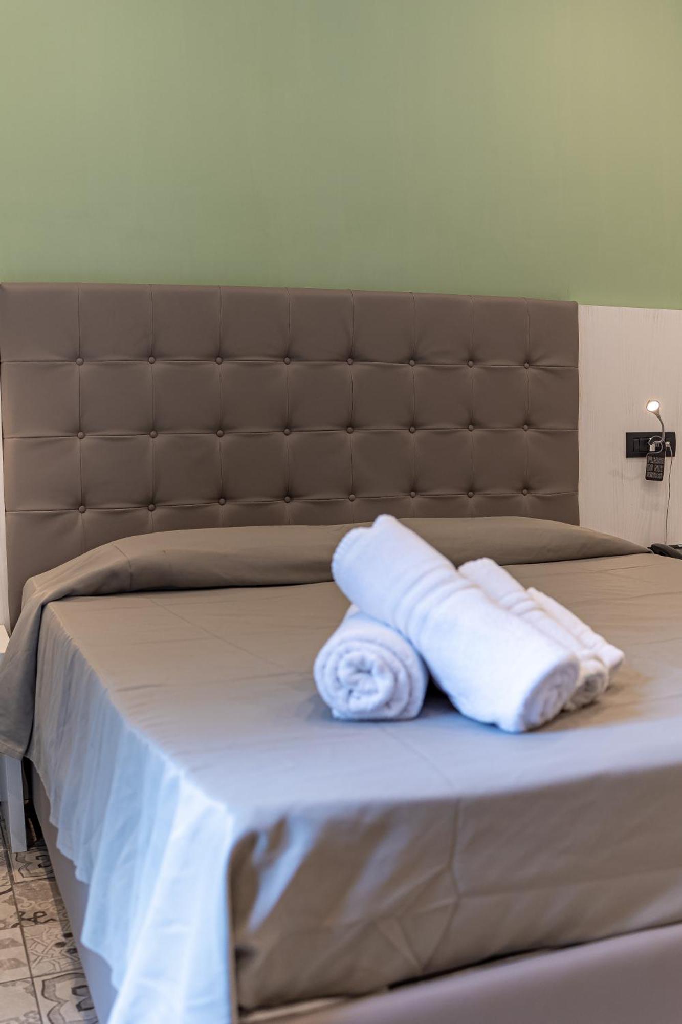 Residenza San Lorenzo ナポリ エクステリア 写真